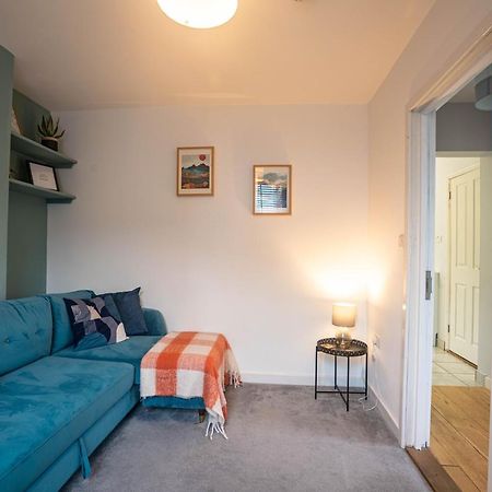 The Becket - Three Bedroom City Centre House With Parking Cantorbéry Extérieur photo