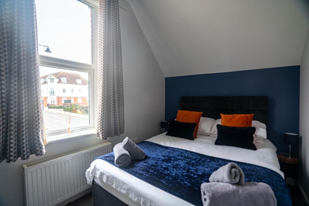 The Becket - Three Bedroom City Centre House With Parking Cantorbéry Extérieur photo