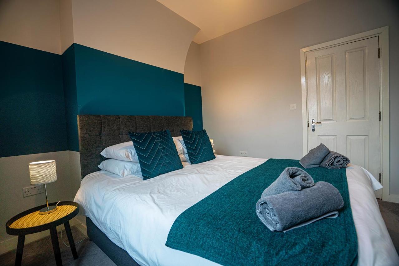 The Becket - Three Bedroom City Centre House With Parking Cantorbéry Extérieur photo